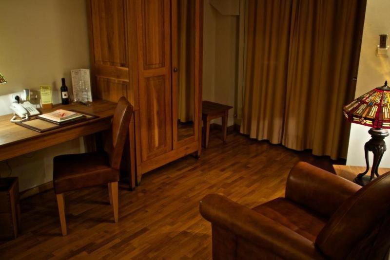 Rembrandt Old Town Hotel Bucharest Room photo